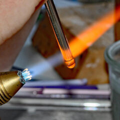 Skuteczny remont tokarki: jak zadbać o wydajność i trwałość maszyn