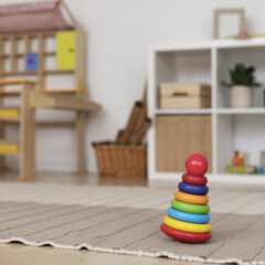 Meble do żłobków, przedszkoli i szkół – kompleksowa oferta dla placówek edukacyjnych
